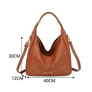 NOVIDADE-PAVÃO DE OURO