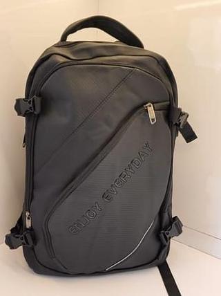 MOCHILA MASCULINA